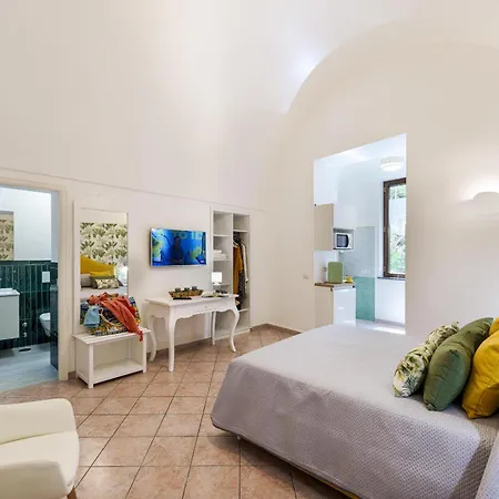 Valley Mills Window דירה