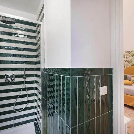 Valley Mills Window * Сорренто