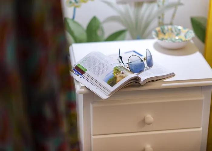 Apartament Valley Mills Window